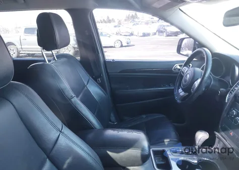 2013 Jeep Grand Cherokee Laredo из США, поврежденный, VIN 1C4RJFAG4DC631745